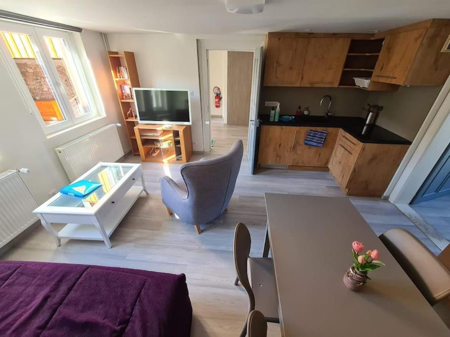 Apartment Entier Dans Cour Interieure
